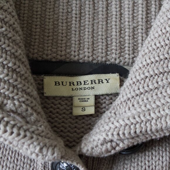 Burberry sweater - Picture 2 of 4